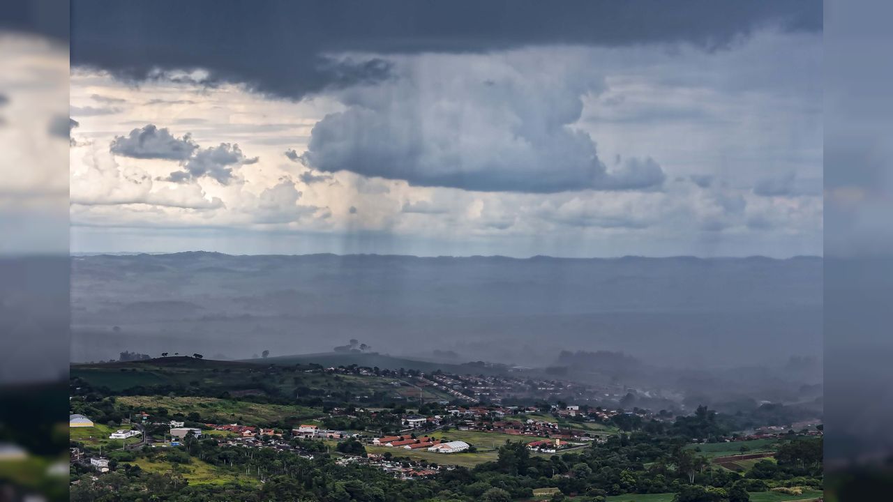 Chuva volumosa faz 16 cidades paranaenses atingirem a média do mês em 12 dias