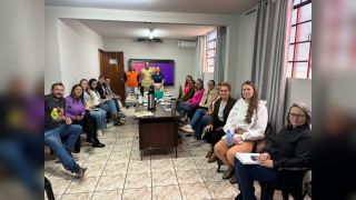Imagem referente a notícia: Defesa Civil e Bombeiros capacitam diretoras das escolas de Corbélia para situações de emergência