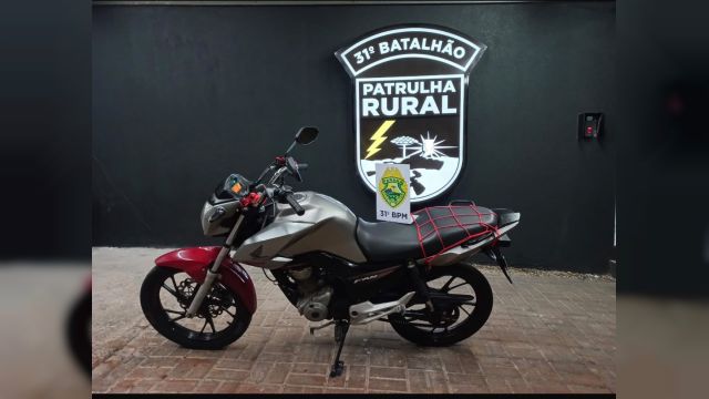 Imagem referente à notícia: Motociclista foge de abordagem policial e tem veículo apreendido em Corbélia